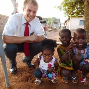 Meet your Posher, Daniel